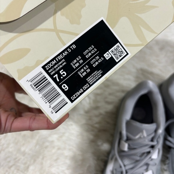 Nike Zoom Freak 5 TB Low Wolf Grey (DZ2946-002) basketball shoes NEW 7.5M 9W - Picture 3 of 13